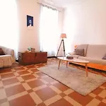 Appartement Spacieux Et Agreable